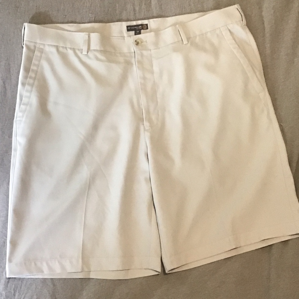 Men’s Peter Millar preowned performance khakis size 38